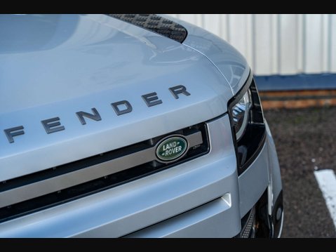 Land Rover Defender 3.0 Defender X-Dynamic S D MHEV Auto 4WD 5dr 21