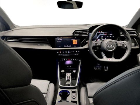 Audi A3 1.5 TFSI 35 Black Edition Sportback 5dr Petrol S Tronic Euro 6 (s/s) (150 p 19