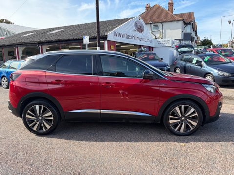 Peugeot 3008 1.5 BLUEHDI GT LINE PREMIUM 9