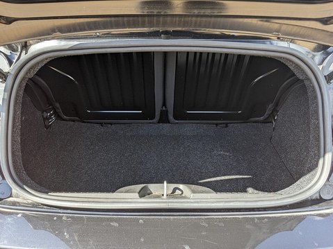 Fiat 500 C CONNECT MHEV 28