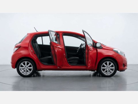 Toyota Yaris 1.33 Dual VVT-i TR Hatchback 5dr Petrol Manual Euro 5 (101 ps) 14
