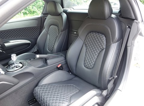 Audi R8 V10 Spyder 4