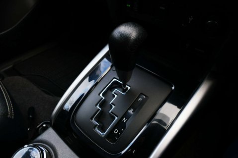 Mitsubishi L200 2.4 L200 Warrior DI-D Auto 4WD 25