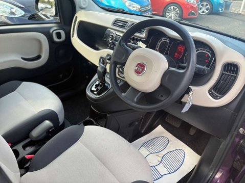 Fiat Panda 0.9 TwinAir Lounge Hatchback 5dr Petrol Dualogic Euro 5 (s/s) (85 bhp) 7