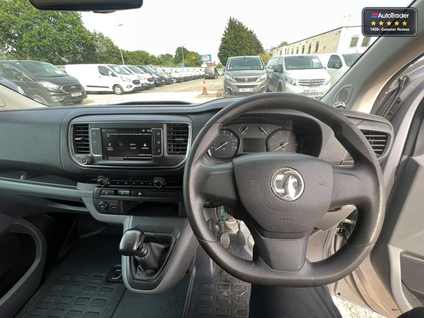 Vauxhall Vivaro LWB L2H1 Low Roof Sportive 2700 Air Con Sensors EURO 6 NO VAT 45