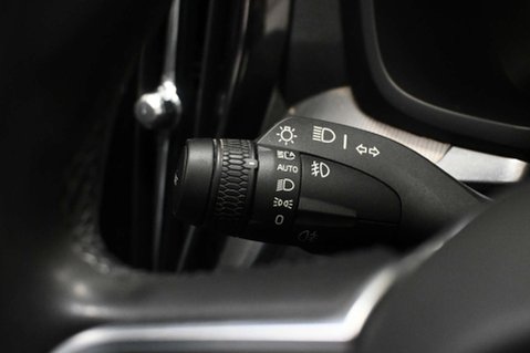Volvo V60 2.0 V60 + B4 MHEV Auto 5dr 35