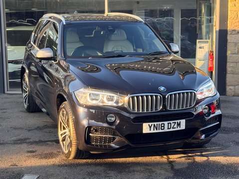 BMW X5 M50D 21