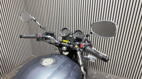 Yamaha XJR1300 RACER 2015 13K MOT MARCH 2027 WARRANTY MUSCLE BIKE 18