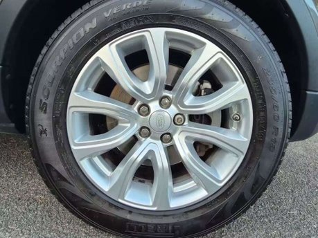 Land Rover Range Rover Evoque 2.0 TD4 SE Tech SUV 5dr Diesel Auto 4WD Euro 6 (s/s) (180 ps) 8