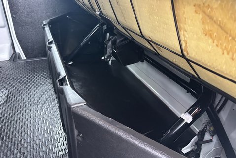 Iveco Daily 35C14D Hi-Matic Crew Cab Tipper 16