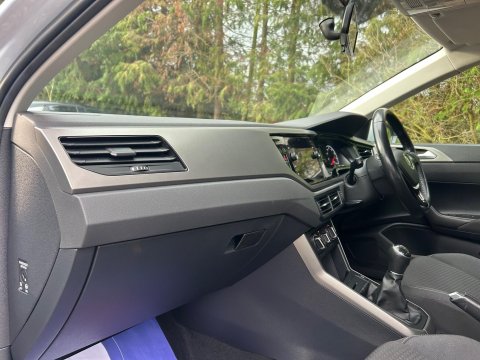 Volkswagen Polo 1.0 TSI SE Euro 6 (s/s) 5dr 13