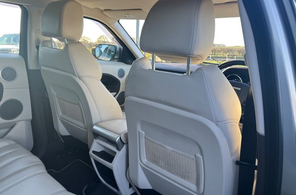 Land Rover Range Rover Evoque 2.2 SD4 PRESTIGE AUTO 28