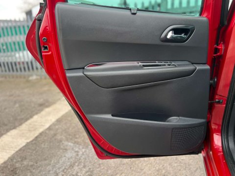 Peugeot 3008 1.6 3008 Allure e-HDi Semi-Auto 5dr 26