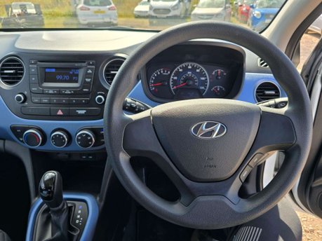 Hyundai i10 1.2 SE Auto Euro 6 5dr 31
