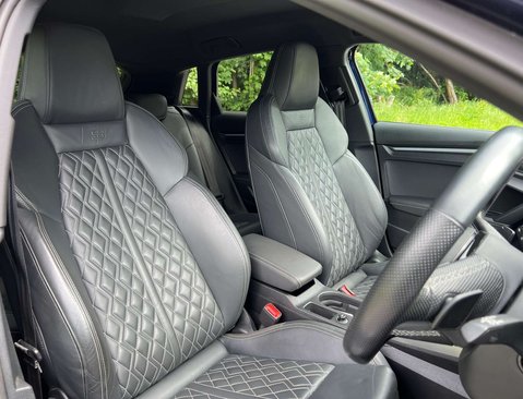 Audi S3 2.0 S3 Sportback TFSI Quattro Semi-Auto 4WD 5dr 19