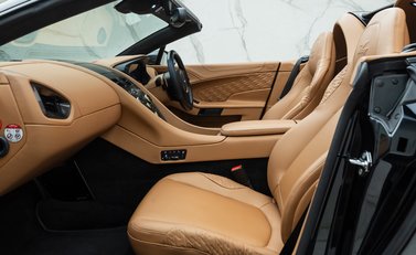 Aston Martin Vanquish ZAGATO SPEEDSTER 19