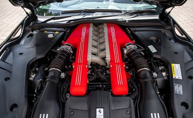 Ferrari F12 Berlinetta 31