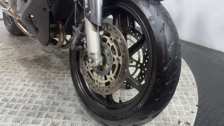 Honda VFR 2011 ONLY 22K NEW MOT SERVICED TOP BOX TOURER 800CC 19