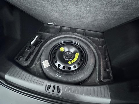 Ford Kuga 1.5 TDCi Titanium Powershift Euro 6 (s/s) 5dr 37