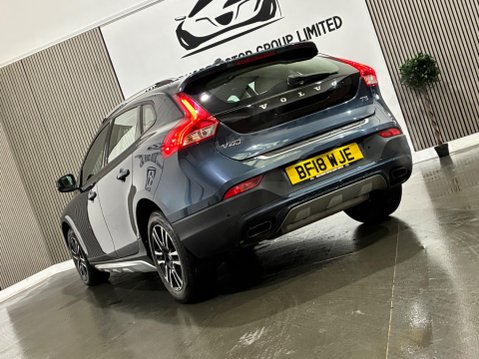 Volvo V40 1.5 T3 Auto Euro 6 (s/s) 5dr 17