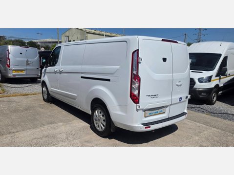 Ford Transit Custom LIMITED 300 L2 H1 LWB 2.0 TDCI 130ps EU6 3