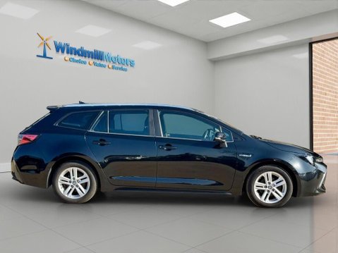 Toyota Corolla 1.8 VVT-h Icon Tech Touring Sports CVT Euro 6 (s/s) 5dr 3