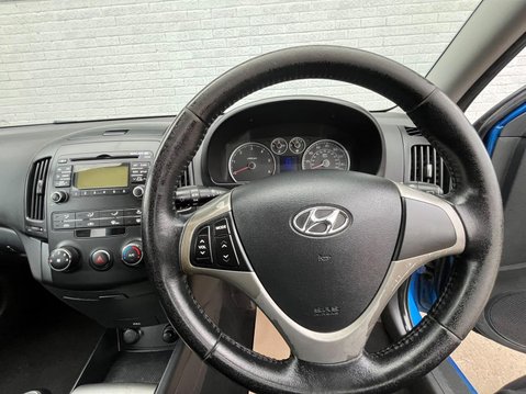 Hyundai i30 1.6 CRDi Style Euro 4 5dr 36
