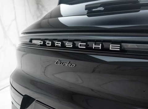 Porsche Cayenne TURBO E-HYBRID 40