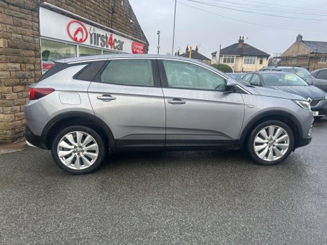 Vauxhall Grandland X ELITE NAV 8