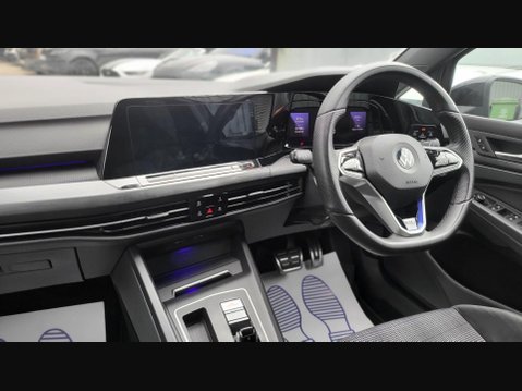 Volkswagen Golf GTE DSG 11