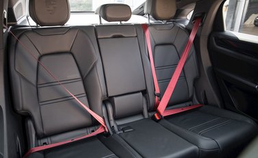 Porsche Cayenne Coupé 14