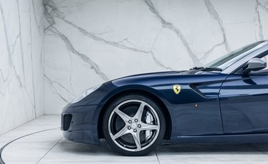 Ferrari 599 SA Aperta 32