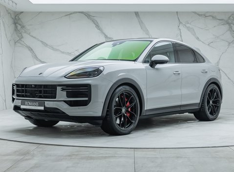 Porsche Cayenne TURBO E-HYBRID COUPE 1