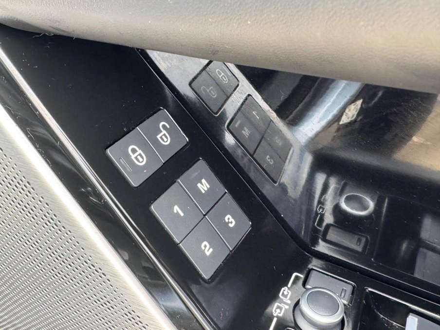 2020 Land Rover Range Rover Velar — image 53