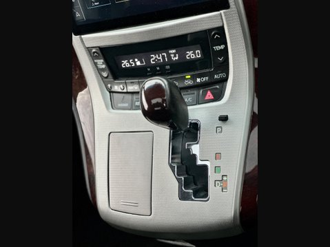 Toyota Alphard 8 SEATER+TWIN SUNROOF+RARE 14