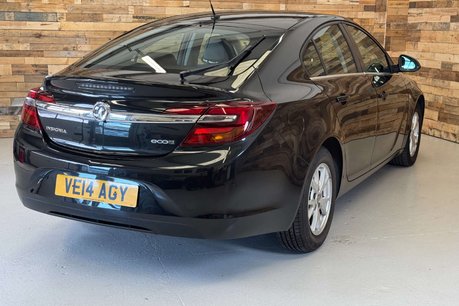 Vauxhall Insignia 2.0 CDTi ecoFLEX Design Hatchback 5dr Diesel Manual Euro 5 (s/s) (140 ps) 3