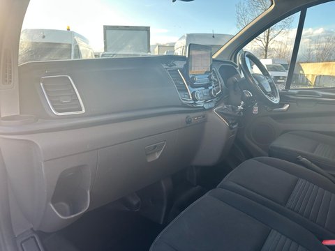 Ford Transit Custom 300 LIMITED P/V ECOBLUE 16
