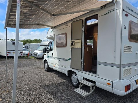 Bessacarr E410 Motor Home 15