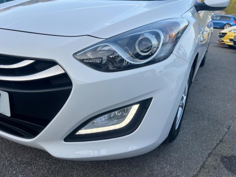 Hyundai i30 1.6 Active Auto Euro 5 5dr 11