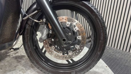 Triumph Thunderbird STORM 2011 35K 3 OWNERS BIG CC TWIN CRUISER SISSY BAR 19