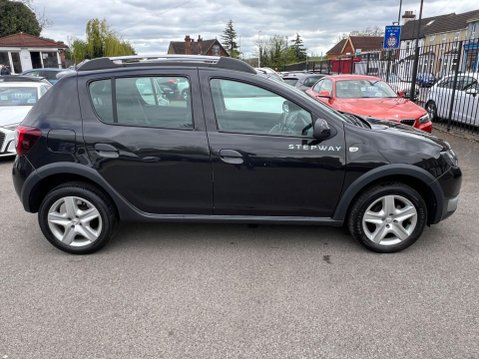 Dacia Sandero Stepway 0.9 TCe Laureate Euro 5 5dr 7