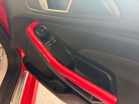Ford Fiesta 1.0T EcoBoost Zetec S Red Edition Euro 6 (s/s) 3dr 18