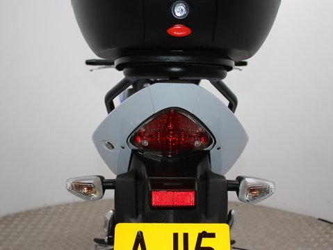 Suzuki Inazuma GW 250 FL5 24