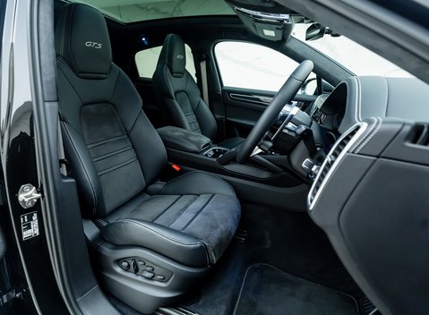 Porsche Cayenne GTS Coupe 11