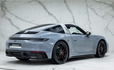 Porsche 911 Targa 4 GTS (992) 26