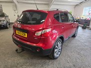 Nissan Qashqai 2.0 dCi Tekna Auto 4WD Euro 5 5dr (AVM) 9