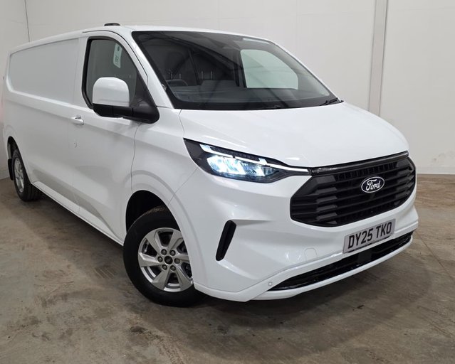 Ford Transit Custom Transit Custom 280 L2 Diesel FWD 2.0 Eco Blue 136ps H1 Van Limited Auto