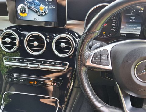 Mercedes-Benz GLC 2.1 GLC 220 D 4Matic AMG Line Auto 4WD 5dr 25