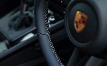 Porsche 911 GT3 TOURING (992.2) 27