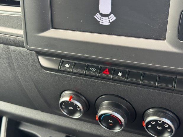 Renault Master LWB L3H2 Medium Roof Advance Lm35 Air Con Nav Sensors EURO 6 30